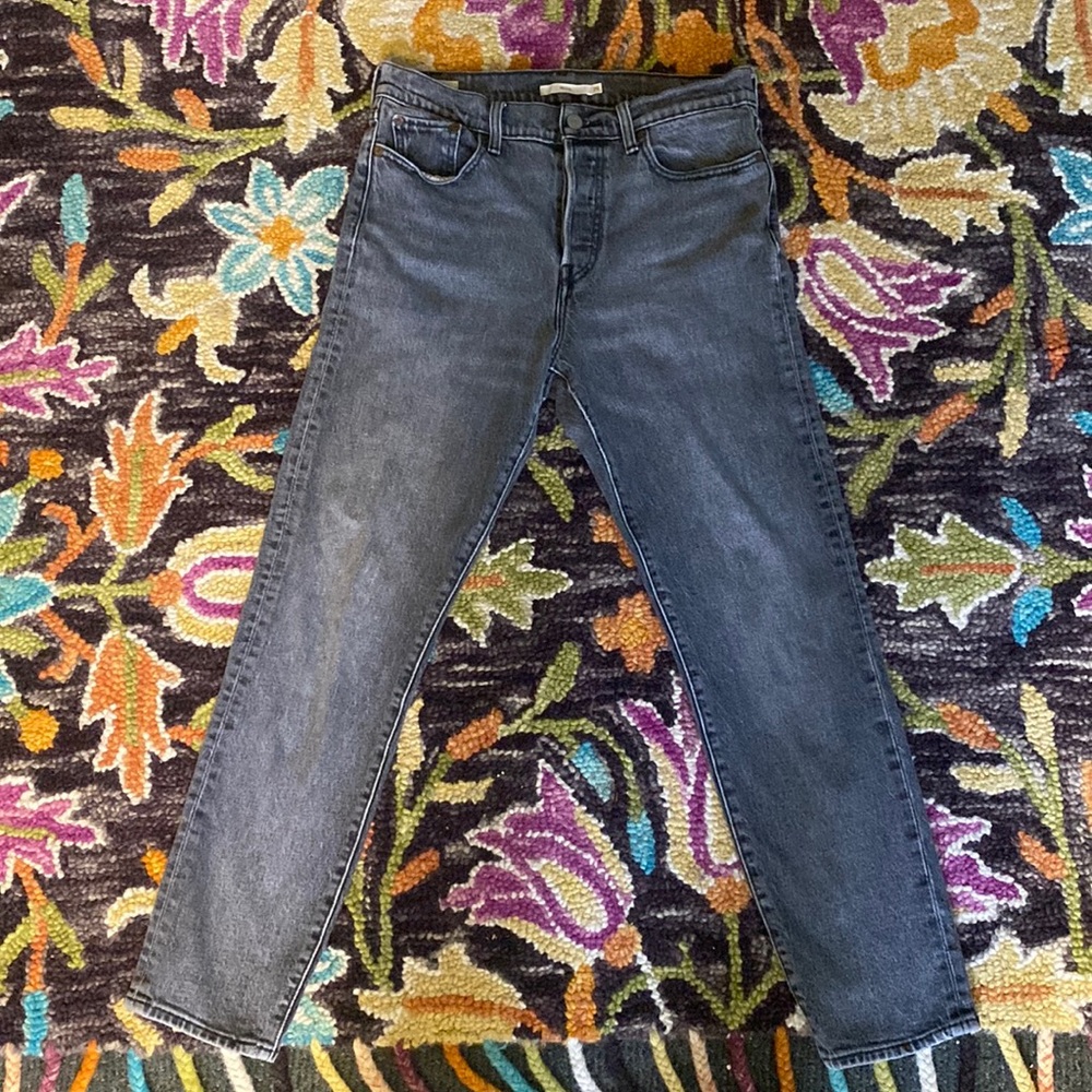 Levi’s wedgie icon